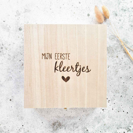 Bewaarkist Eerste Kleertjes